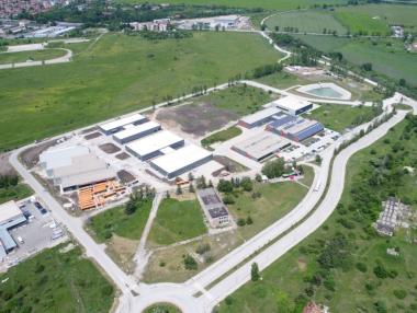 Жалба срещу поръчка за 49 хил. лв. блокира инвестиции за 230 млн. лв.