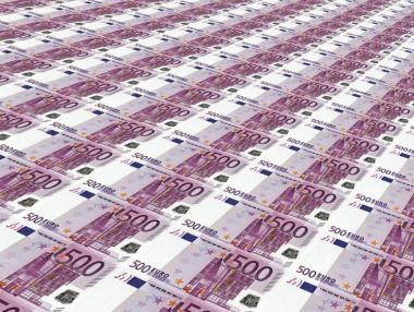 Облекчението относно Каталуния изпрати еврото до двуседмичен връх