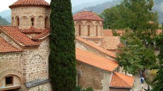 Кабинетът отпусна 310 000 за ремонт на Бачковския манастир