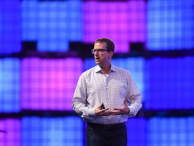 Facebook променя рекламните си условия преди изборите в САЩ догодина