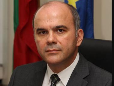 Социалният министър се поправи: Няма грешка при преизчислението на пенсиите