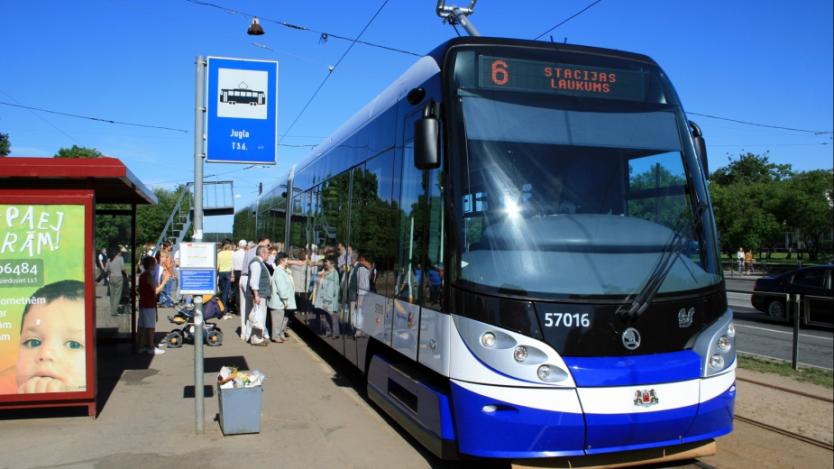 „Столичен електротранспорт“ и Skoda подписаха за новите 13 трамвая