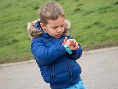 Изследване откри, че детските смарт часовници са лесни за хакване
