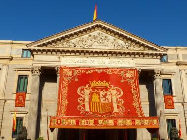 Мадрид отнема автономията на Каталуния в събота