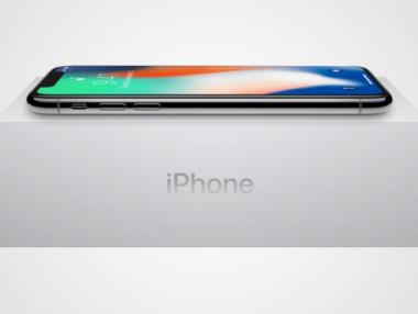 Малцина ще успеят да се доберат до iPhone X през ноември