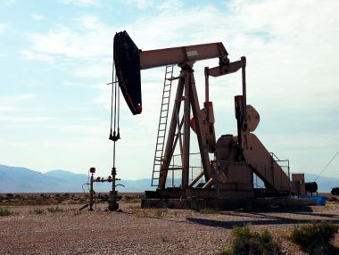 Американският петрол продължава възхода си, започнал от края на юни