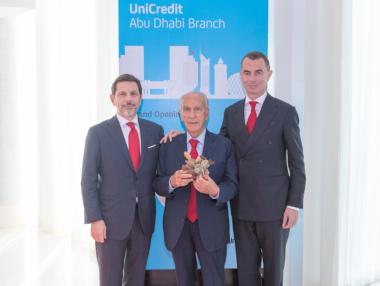 UniCredit открива филиал в Абу Даби за големи корпоративни клиенти