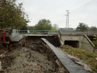 Наводнения в Бургаско взеха жертви, обявен е червен код