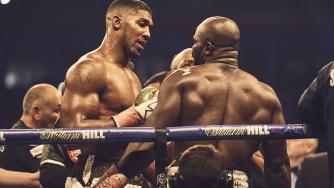 Джошуа победи Такам след спорно съдийско решение