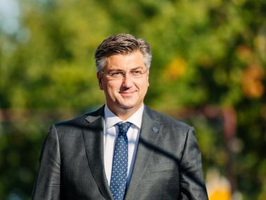 Хърватия иска до 7 – 8 години да премине към еврото