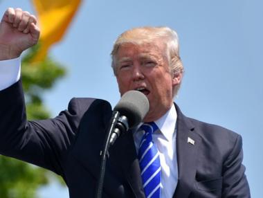 Тръмп призова за по-старателно проучване на кандидатите за зелена карта