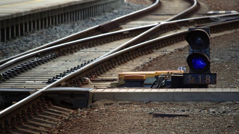 До 10 години трябва да е готова жп линията Македония-България