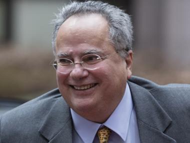 Гърция има краен срок за решаване на спора за името с Македония