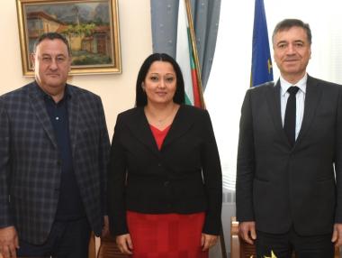 Павлова: Европредседателството е възможност да представим българския бизнес