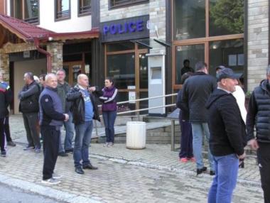 Пампорово отново излезе на протест срещу затваряне на пожарната