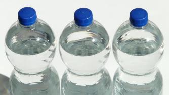 Предложеният нов модел при бутилиране на минерална вода крие много опасности