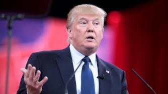 Ще оспорят правото на Тръмп еднолично да нарежда атаки с ядрено оръжие