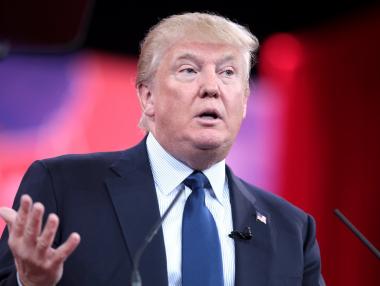 Ще оспорят правото на Тръмп еднолично да нарежда атаки с ядрено оръжие