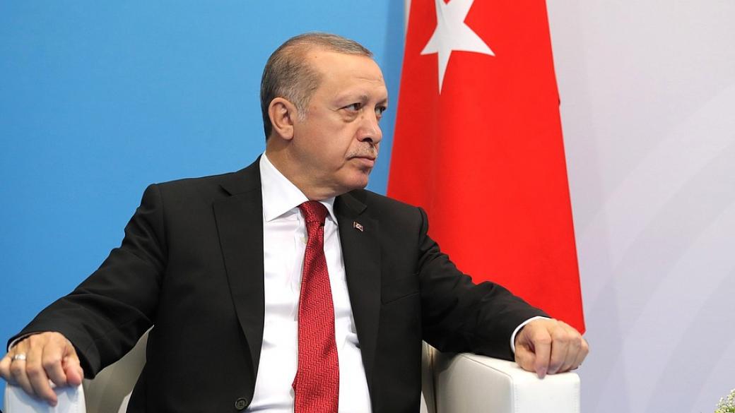 Ердоган оттегли свои войници от учение НАТО, след като се обиди