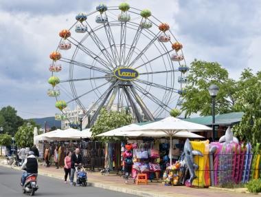 Концесионер премахна още 50 незаконни обекта от плаж в Слънчев бряг