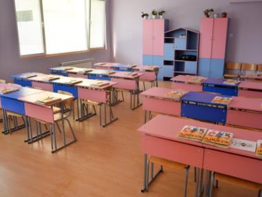 Бюджетът дава още 16 млн. лв. за обезщетения и бонуси за преподаватели