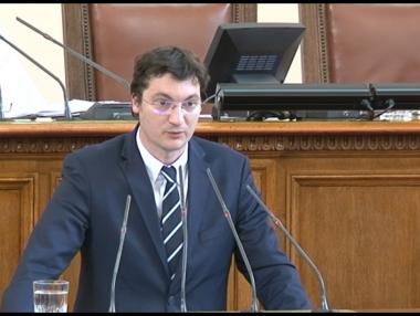 Депутатите ще разгледат възможността работници да искат фалит на предприятие