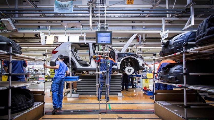 Volvo стартира производството на XC40