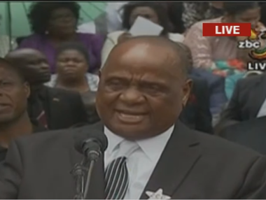 Новият президент на Зимбабве положи клетва