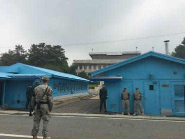 Северна Корея смени всички граничари след бягството на свой войник