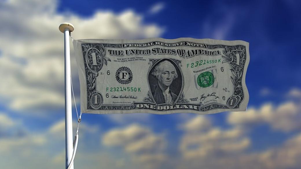 Доларът губещ на валутните пазари