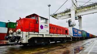 Нов блок-влак с първо пътуване от Китай до Франция