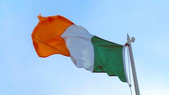 Ирландският вицепремиер подаде оставка