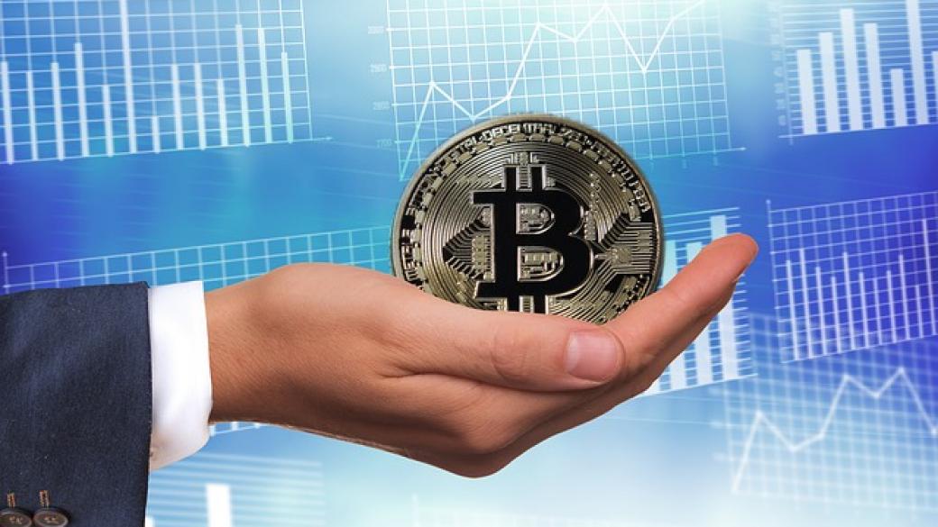Bitcoin няма спиране, премина $10 000