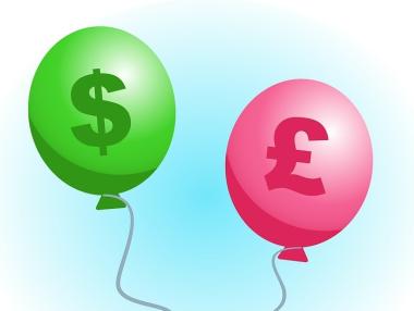 Паундът поскъпна спрямо долара