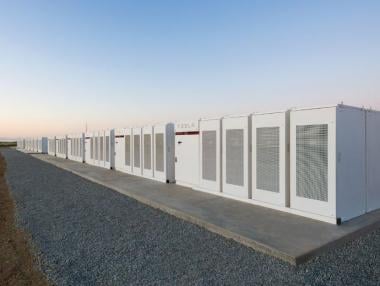 Най-голямата батерия в света на Tesla вече работи
