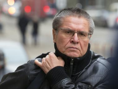 Руската прокуратура иска 10 години затвор за бившия икономически министър