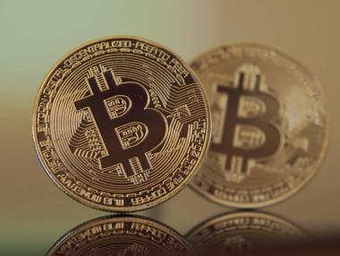 Bitcoin преодоля и $19 000, после поевтиня