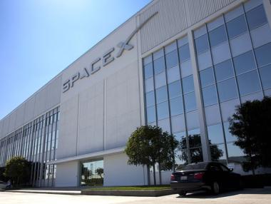 SpaceX изпраща ечемик в Космоса