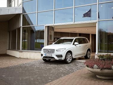 Volvo стартира проекта Drive Me