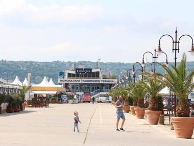 49 години Морска гара – Варна