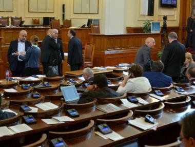 Депутатите отново наложиха мораториум върху иновативните лекарства