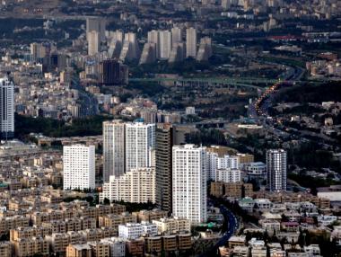 Техеран затвори всички начални училища в областта без две