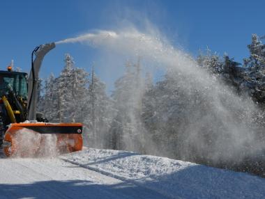 700 машини са обработвали пътищата през изминалата нощ
