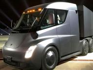 UPS поръча на Tesla 125 камиона Semi