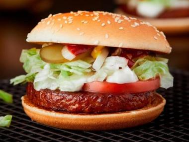 McDonald's пуска вегански бургер