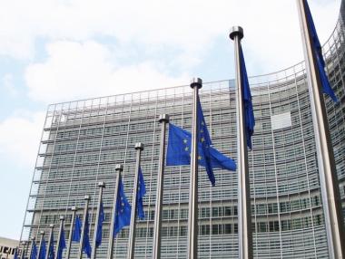 ЕК предложи Полша да остане без глас в ЕС