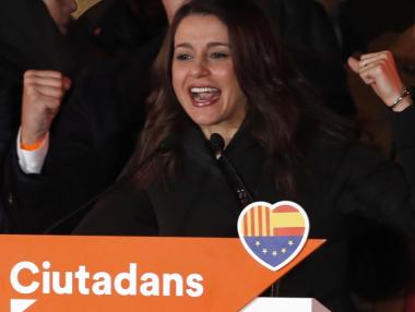 Как се разпределиха местата в новия каталунски парламент