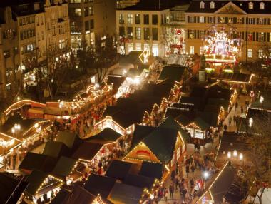 Полицията в Бон евакуира коледен базар заради подозрителен пакет