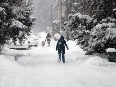 Километрични задръствания в Гърция заради обилни снеговалежи