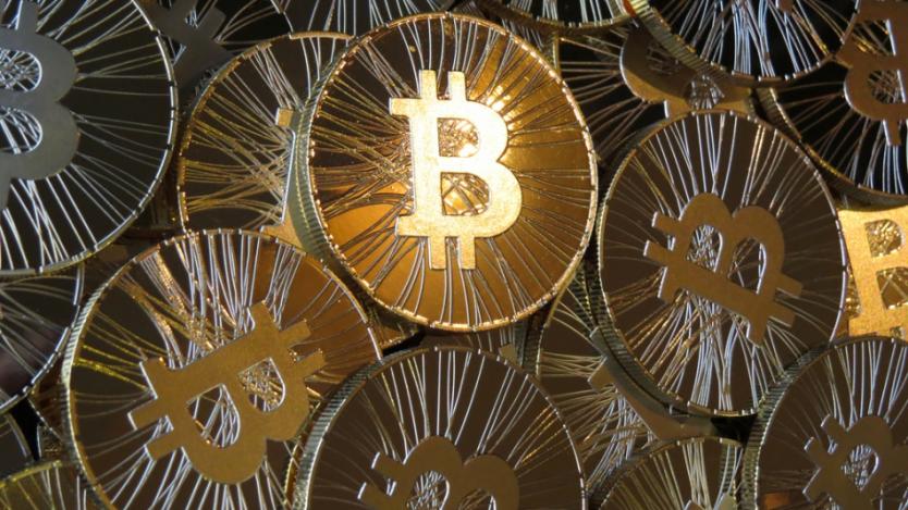 Bitcoin поевтиня заради заплаха от страна на Южна Корея
